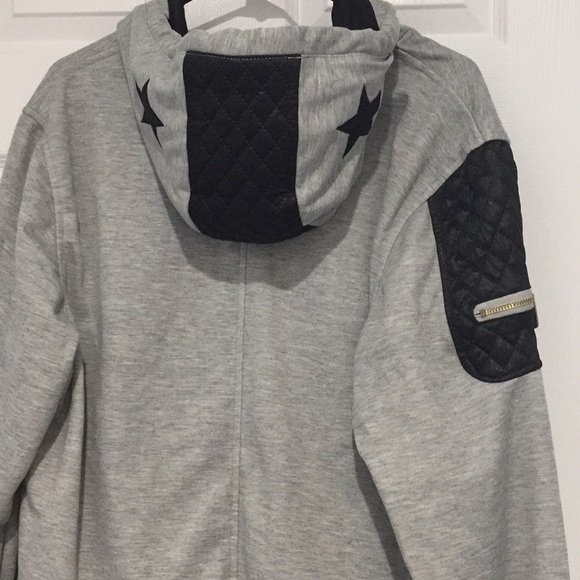 Jacket - Picture 3 of 4